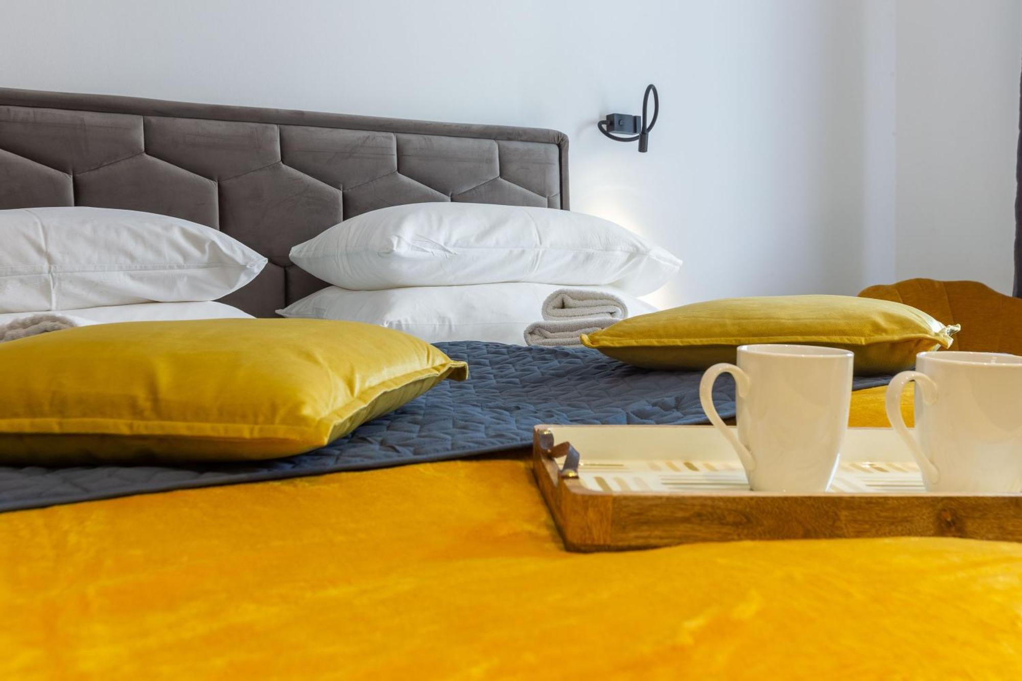 2M Exclusive Rooms Zadar Exteriör bild