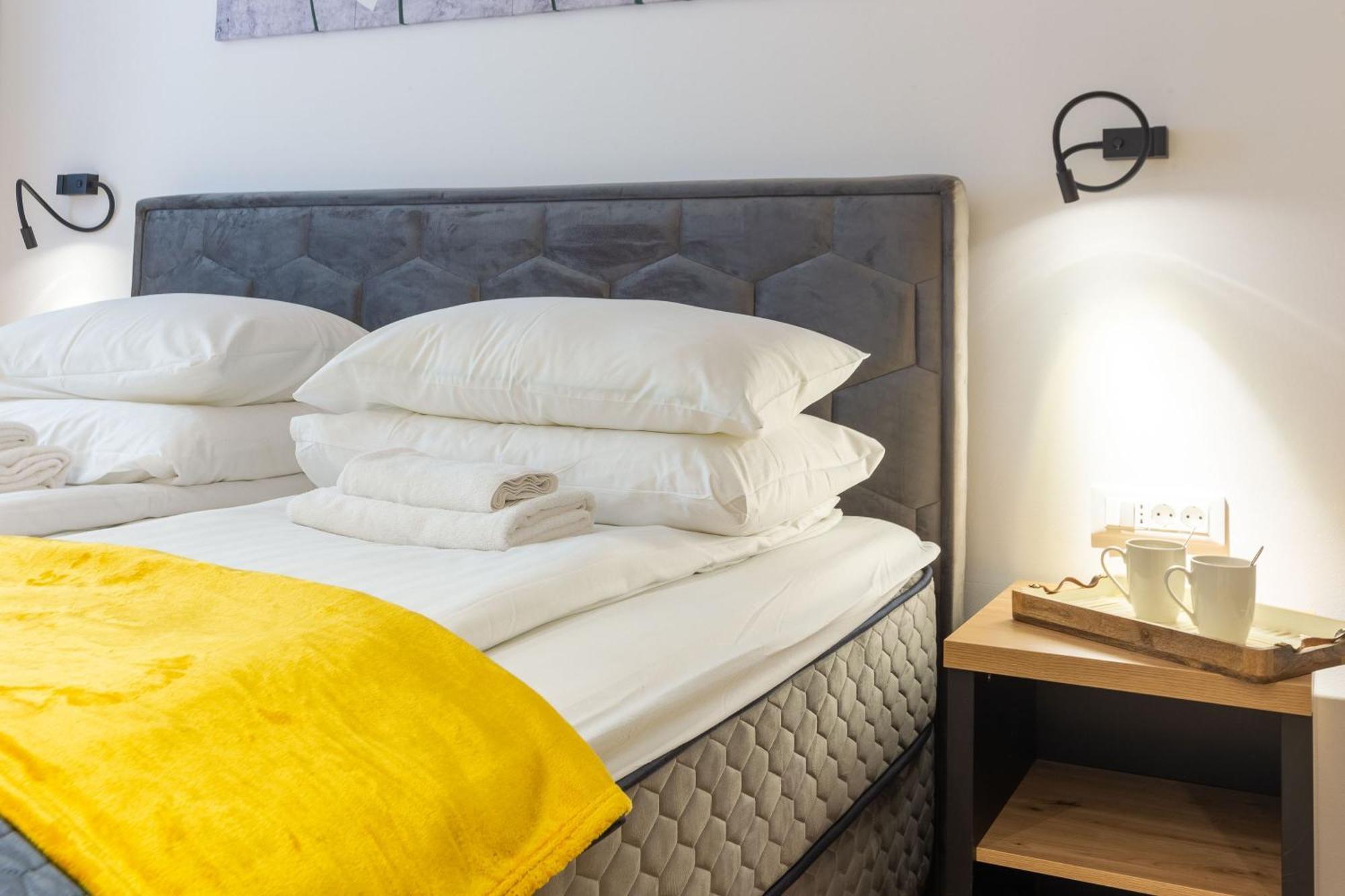 2M Exclusive Rooms Zadar Exteriör bild