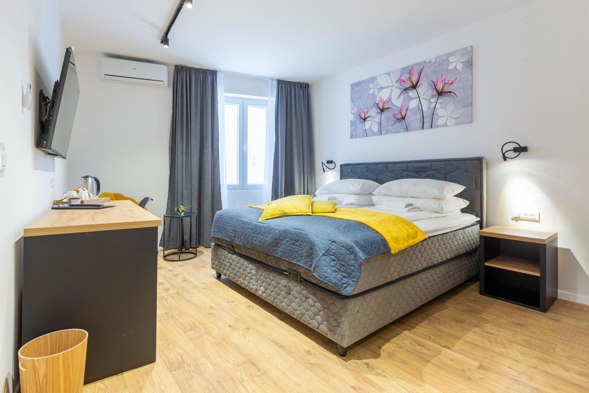 2M Exclusive Rooms Zadar Exteriör bild